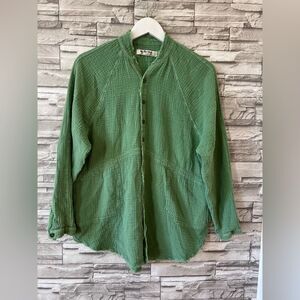 We the Free Summer Daydream Button Down Moss Green Cotton Oversized XS Distress